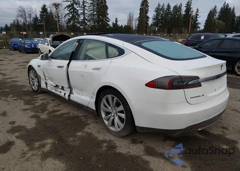 2015 Tesla Model S 70D/85D/P85D из США, поврежденный, VIN 5YJSA4H22FFP69600